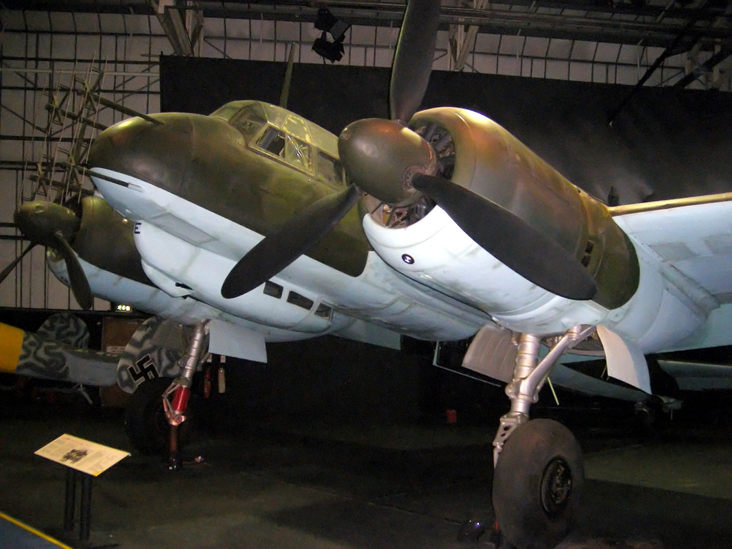 Junkers Ju 88 R-1 con número de Serie 360043. Conservado en el Royal Air Force Museum en Cosford, Inglaterra