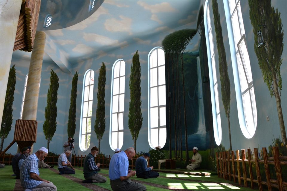 kirsehir-hamidiye-camii-4.jpg